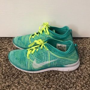 Nike Flyknit Free 5.0